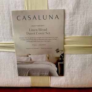 CASALUNA OFF WHITE DUVET COVER WITH TWO SHAMS